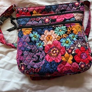 Vera Bradley Triple Zip Hipster in Floral Fiesta